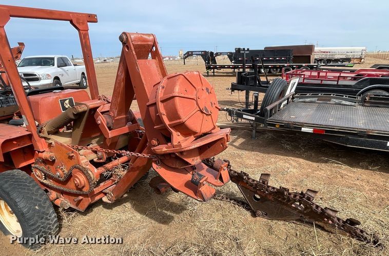 image for item DN4574 1978 Ditch Witch R40  trencher