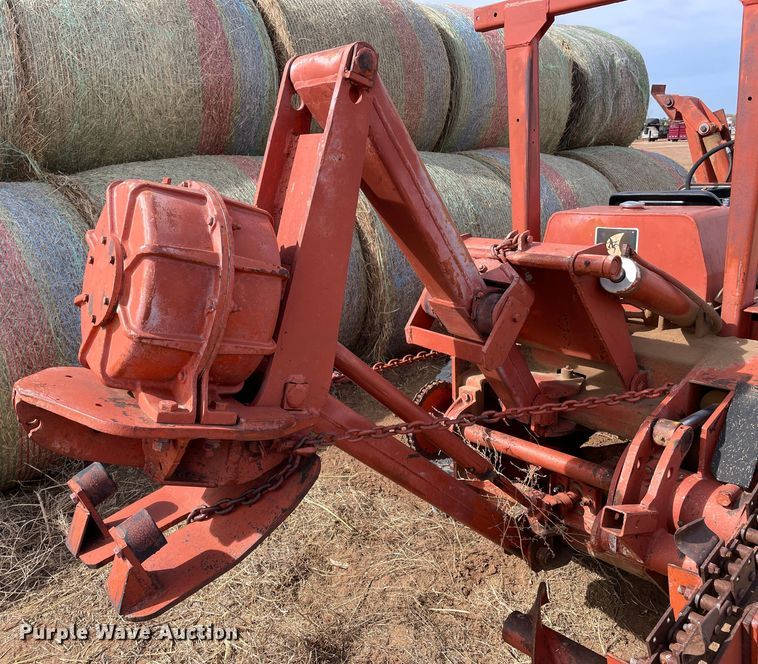 image for item DN4574 1978 Ditch Witch R40  trencher