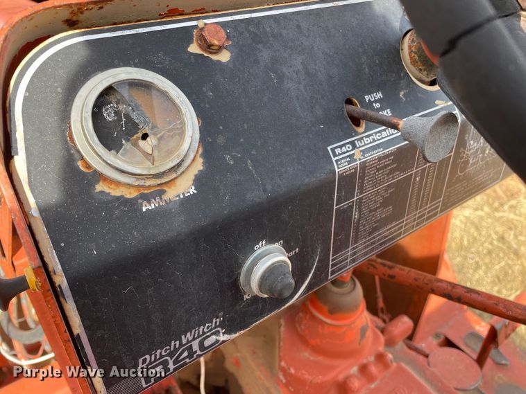 image for item DN4574 1978 Ditch Witch R40  trencher