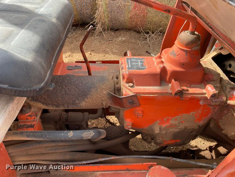 image for item DN4574 1978 Ditch Witch R40  trencher