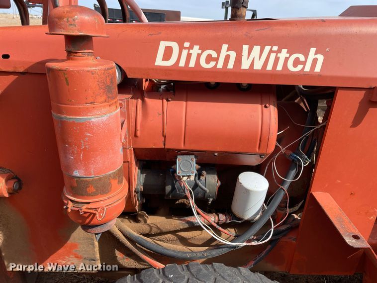image for item DN4574 1978 Ditch Witch R40  trencher