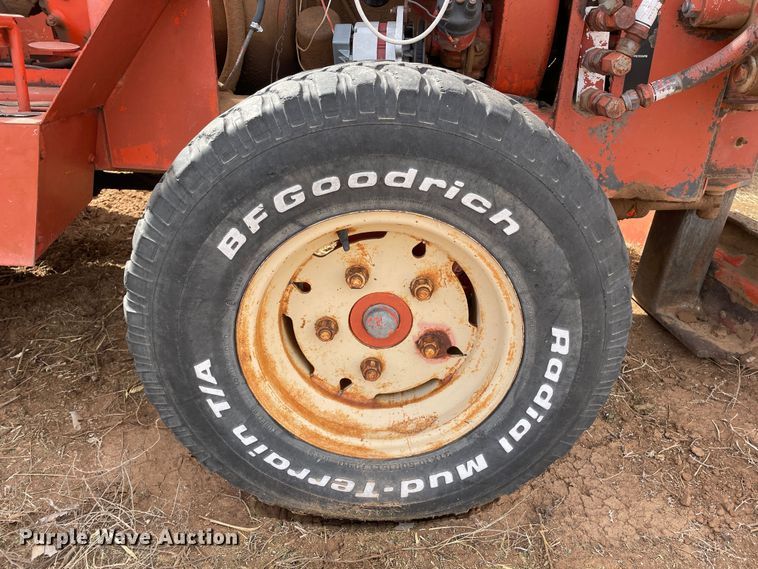 image for item DN4574 1978 Ditch Witch R40  trencher