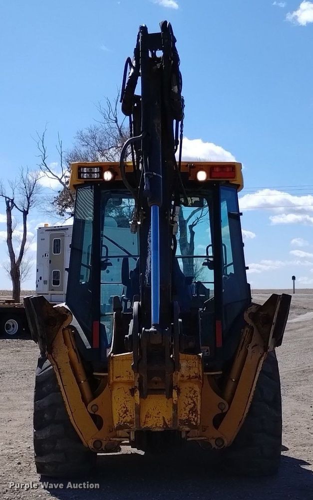 image for item DN6329 2010 John Deere 310J  backhoe