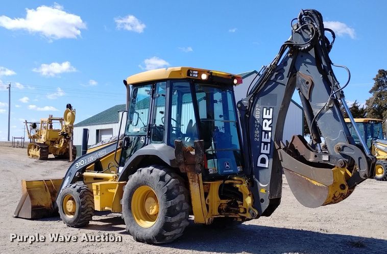 image for item DN6329 2010 John Deere 310J  backhoe