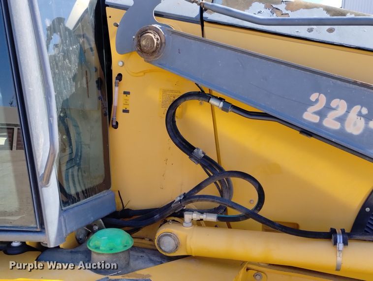 image for item DN6329 2010 John Deere 310J  backhoe