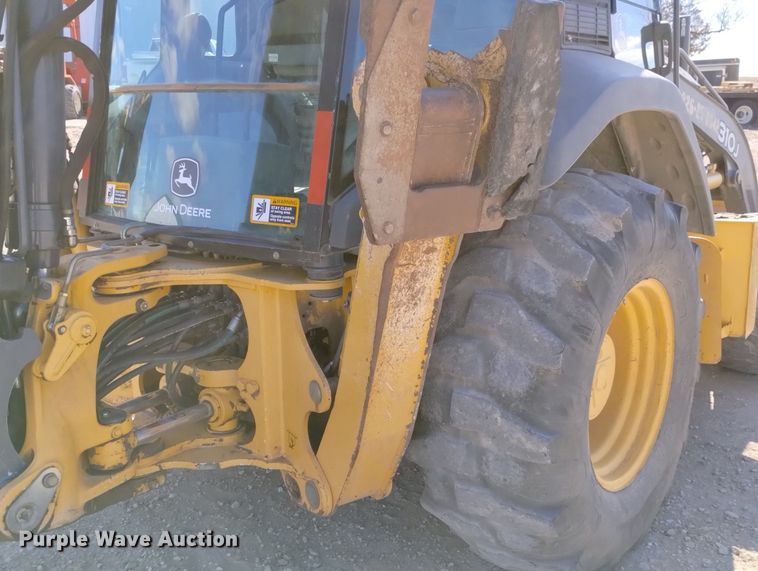 image for item DN6329 2010 John Deere 310J  backhoe