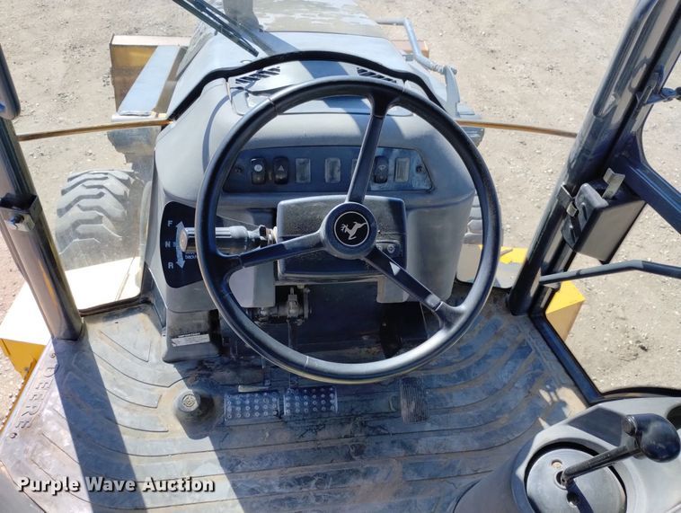 image for item DN6329 2010 John Deere 310J  backhoe