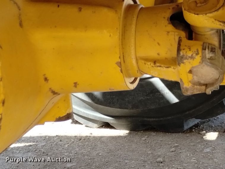 image for item DN6329 2010 John Deere 310J  backhoe