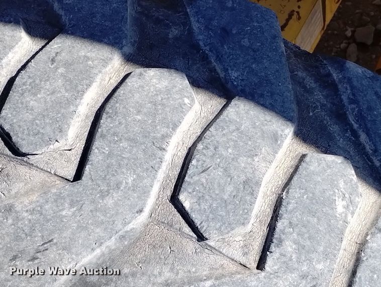 image for item DN6329 2010 John Deere 310J  backhoe