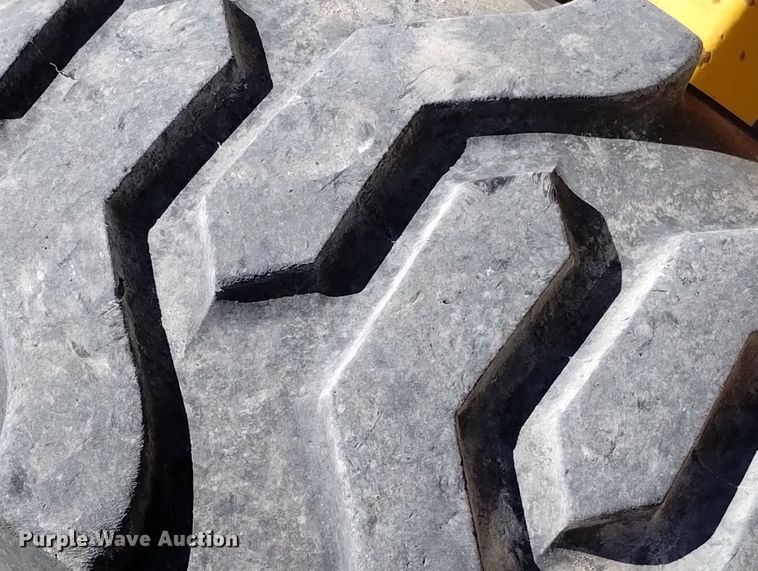 image for item DN6329 2010 John Deere 310J  backhoe