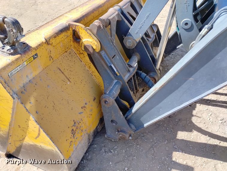 image for item DN6330 2010 John Deere 310SJ  backhoe