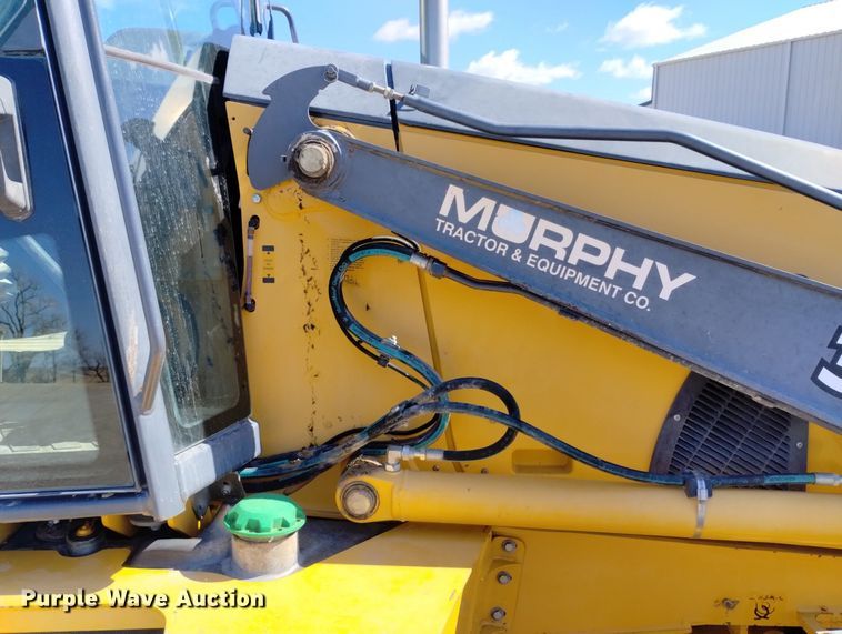 image for item DN6330 2010 John Deere 310SJ  backhoe