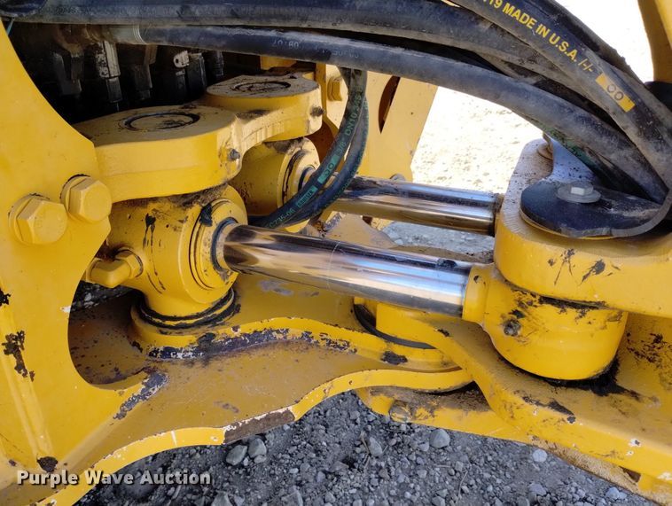 image for item DN6330 2010 John Deere 310SJ  backhoe