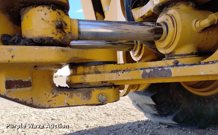 image for item DN6330 2010 John Deere 310SJ  backhoe