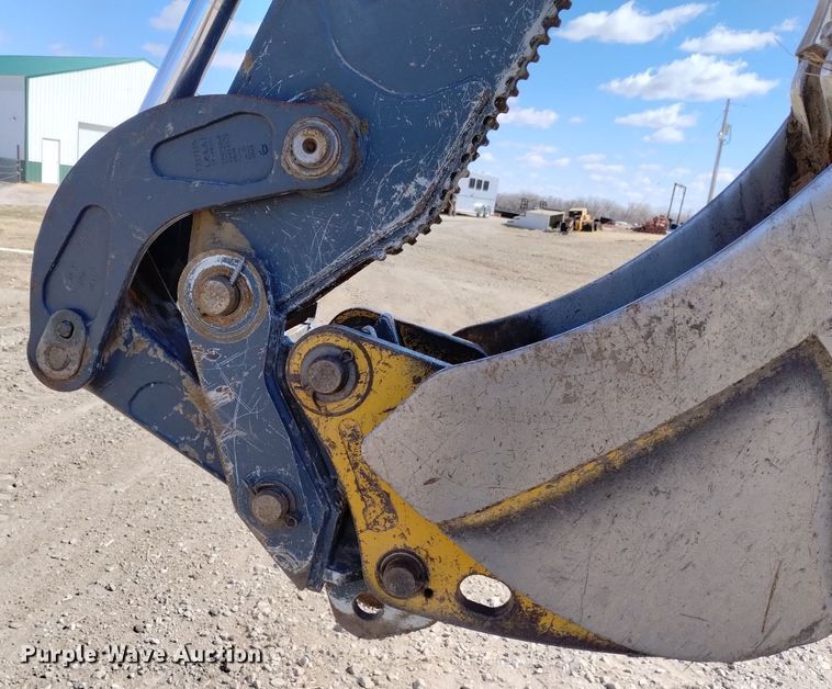 image for item DN6330 2010 John Deere 310SJ  backhoe