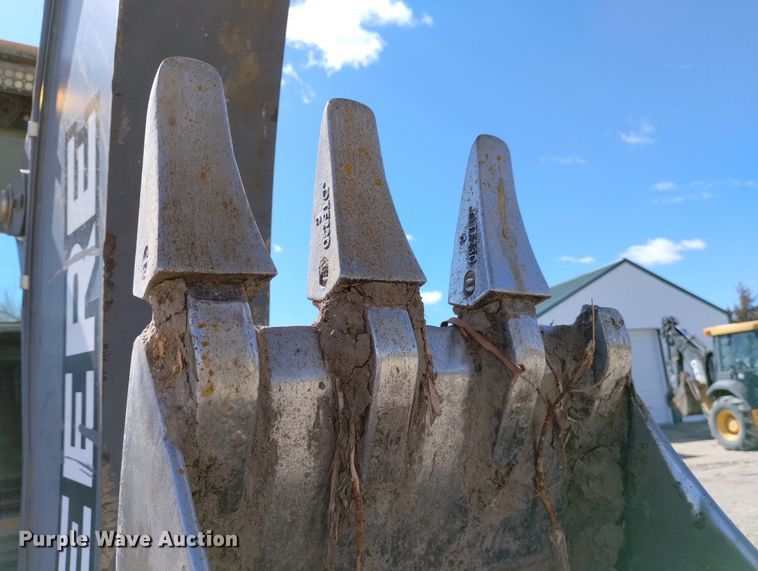 image for item DN6330 2010 John Deere 310SJ  backhoe