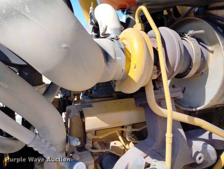 image for item DN6330 2010 John Deere 310SJ  backhoe