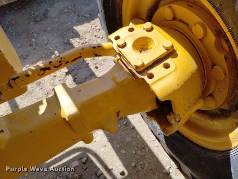 image for item DN6330 2010 John Deere 310SJ  backhoe