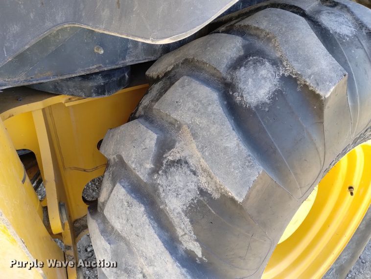 image for item DN6330 2010 John Deere 310SJ  backhoe