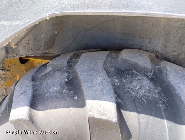 image for item DN6330 2010 John Deere 310SJ  backhoe