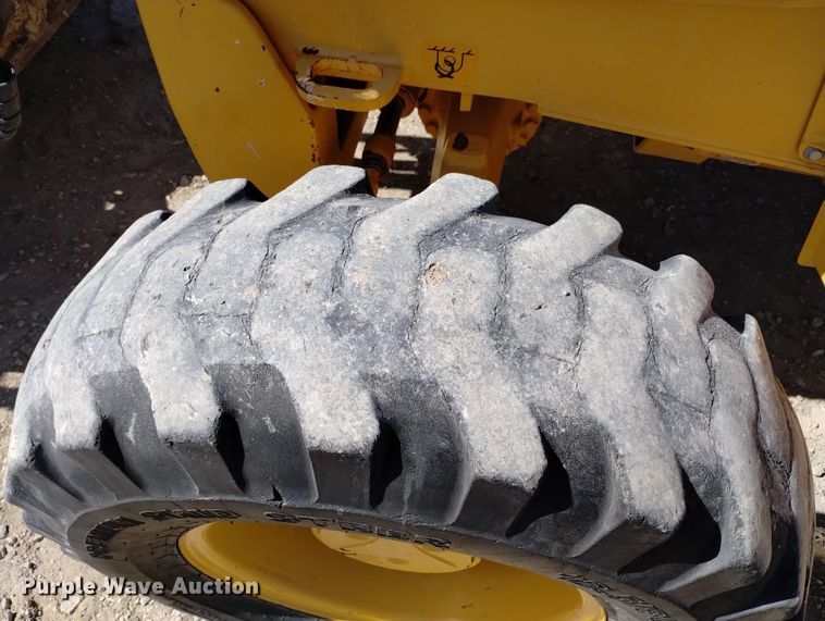 image for item DN6330 2010 John Deere 310SJ  backhoe