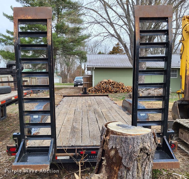 image for item DO3590 2013 Trail King TK14U  equipment trailer