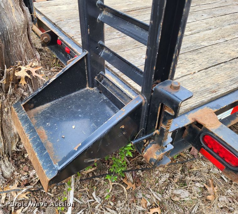 image for item DO3590 2013 Trail King TK14U  equipment trailer