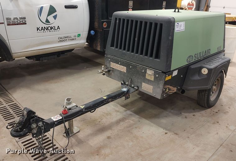 image for item DO3819 Sullair 185DPQ  air compressor