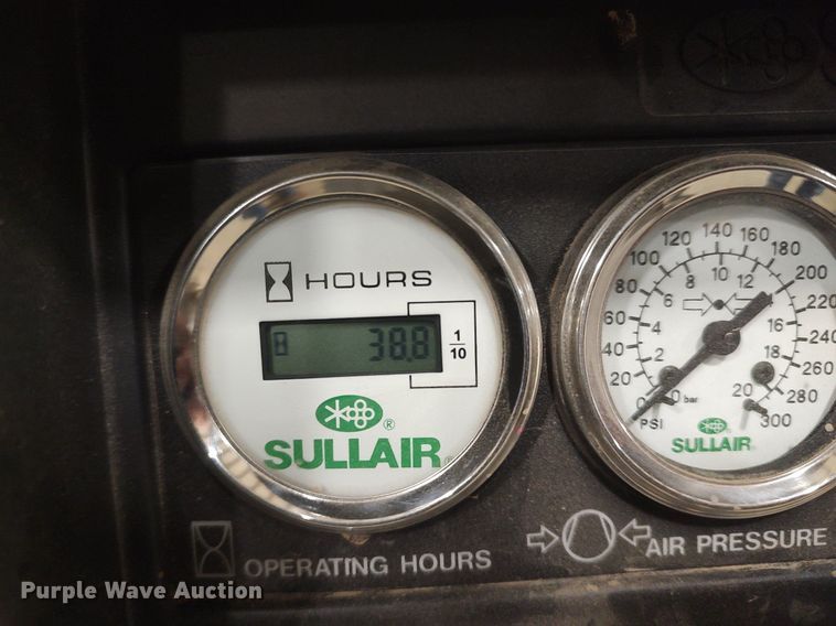 image for item DO3819 Sullair 185DPQ  air compressor