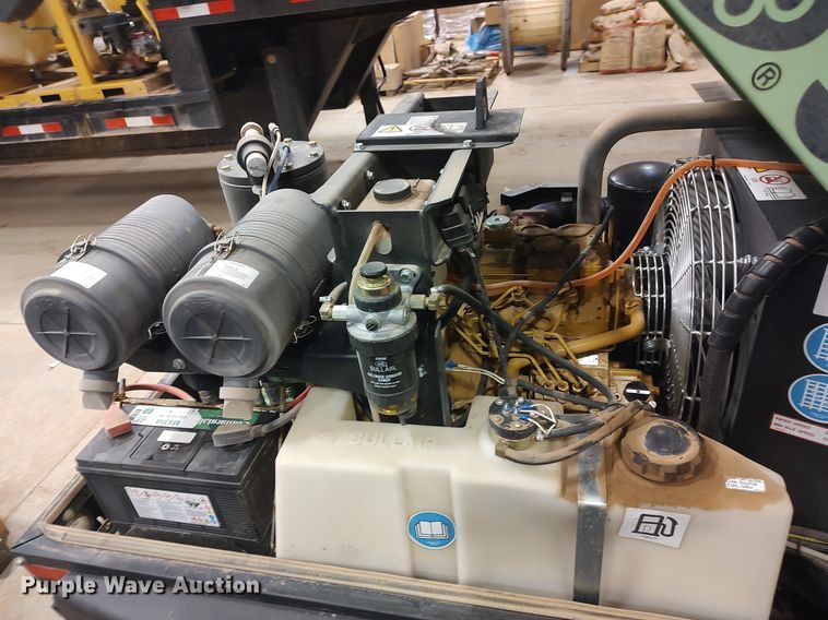 image for item DO3819 Sullair 185DPQ  air compressor