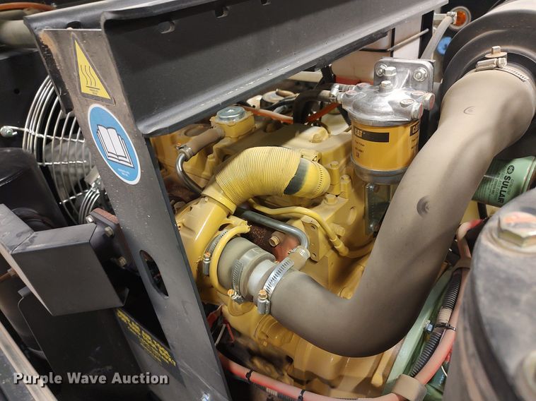 image for item DO3819 Sullair 185DPQ  air compressor