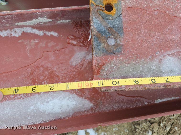 image for item DO4226 Approximately 107 pieces of red iron building materials