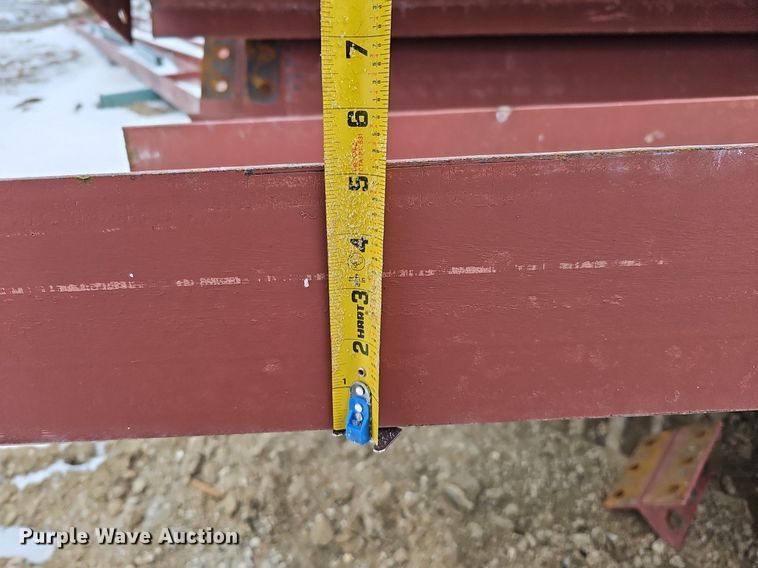 image for item DO4226 Approximately 107 pieces of red iron building materials