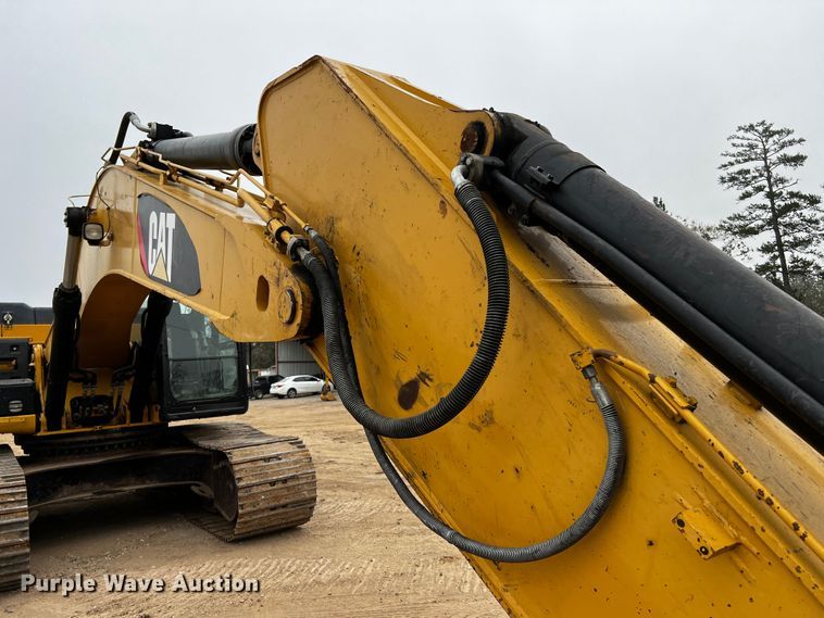 image for item DQ1983 2011 Caterpillar 336EL  excavator