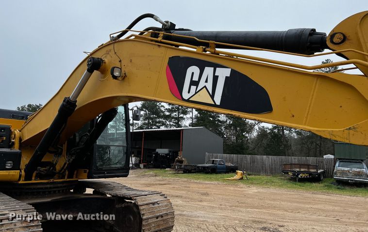 image for item DQ1983 2011 Caterpillar 336EL  excavator
