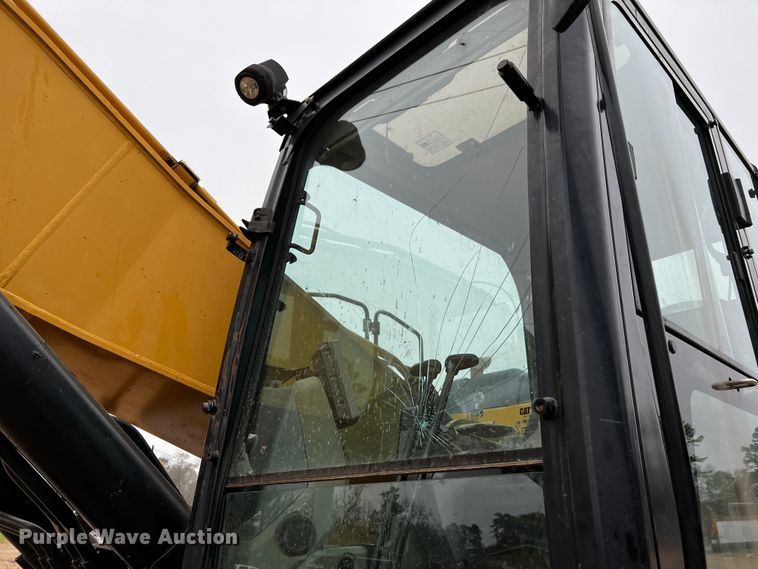 image for item DQ1983 2011 Caterpillar 336EL  excavator