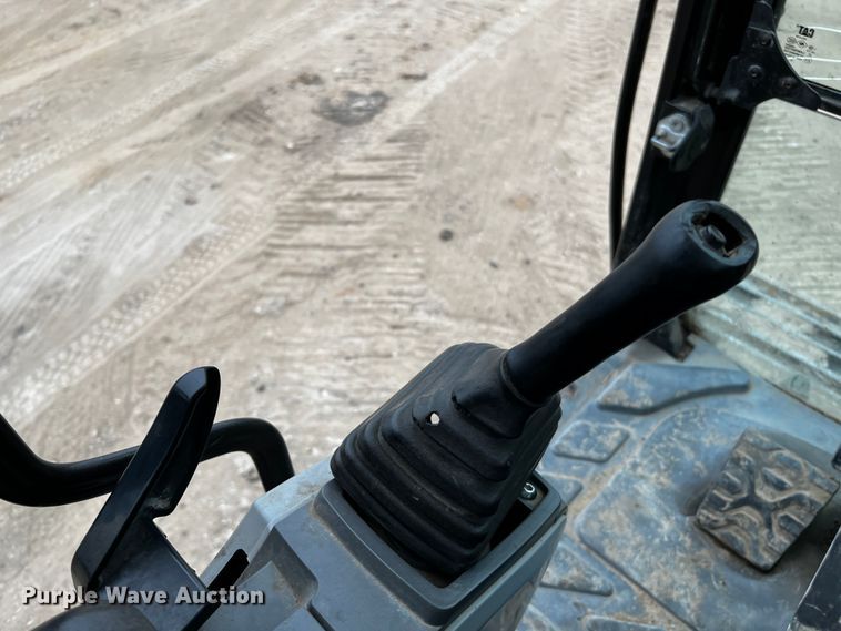 image for item DQ1983 2011 Caterpillar 336EL  excavator