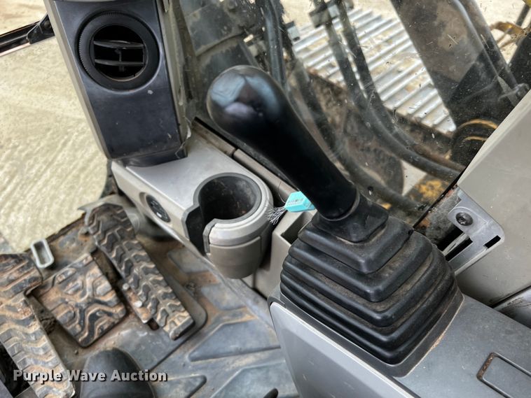 image for item DQ1983 2011 Caterpillar 336EL  excavator