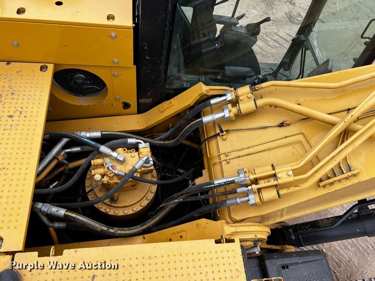 image for item DQ1983 2011 Caterpillar 336EL  excavator