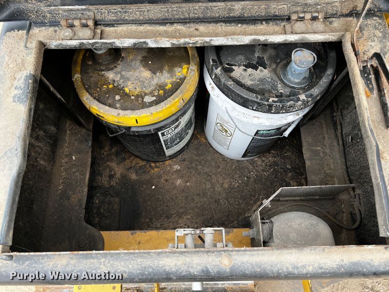 image for item DQ1983 2011 Caterpillar 336EL  excavator