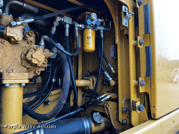 image for item DQ1983 2011 Caterpillar 336EL  excavator