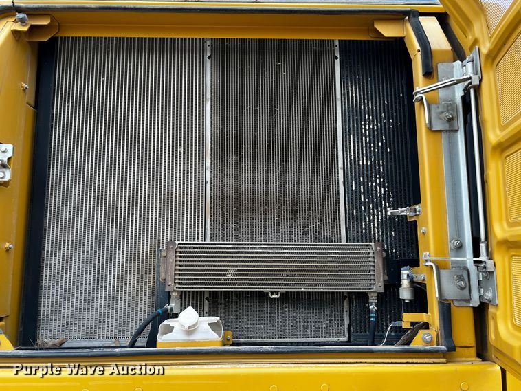 image for item DQ1983 2011 Caterpillar 336EL  excavator