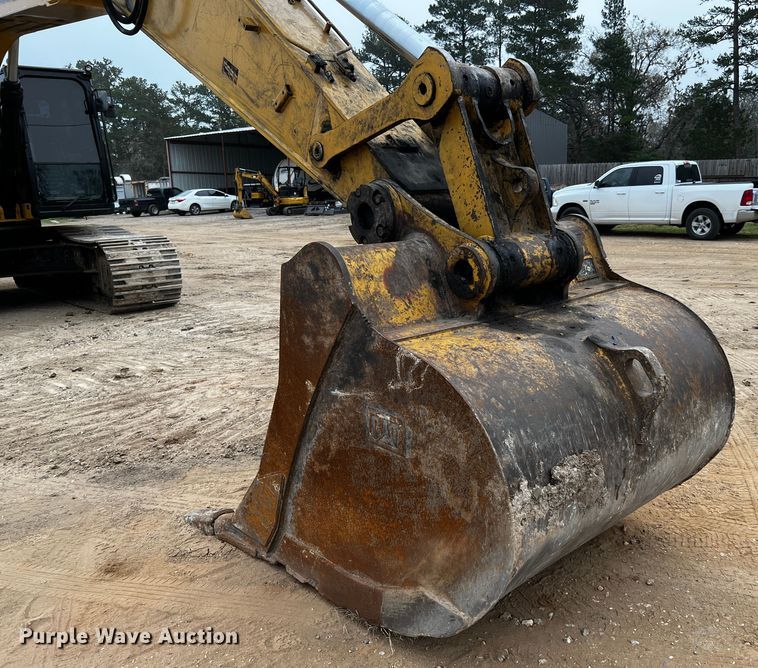 image for item DQ1984 2016 Caterpillar 336FL  excavator