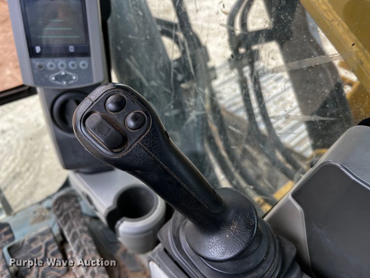 image for item DQ1984 2016 Caterpillar 336FL  excavator