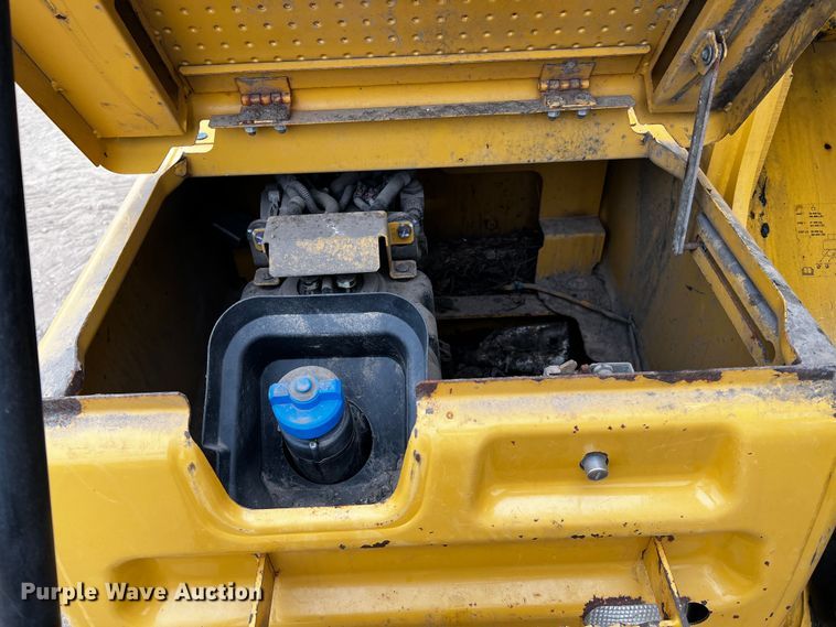 image for item DQ1984 2016 Caterpillar 336FL  excavator