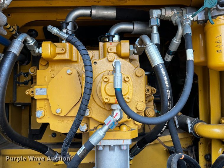 image for item DQ1984 2016 Caterpillar 336FL  excavator