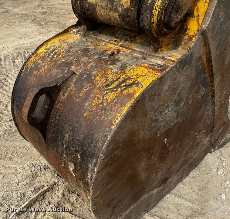 image for item DQ1985 2015 Caterpillar 336FL  excavator