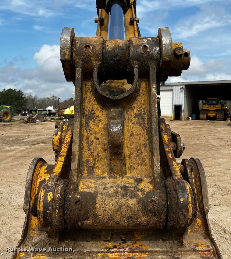 image for item DQ1985 2015 Caterpillar 336FL  excavator