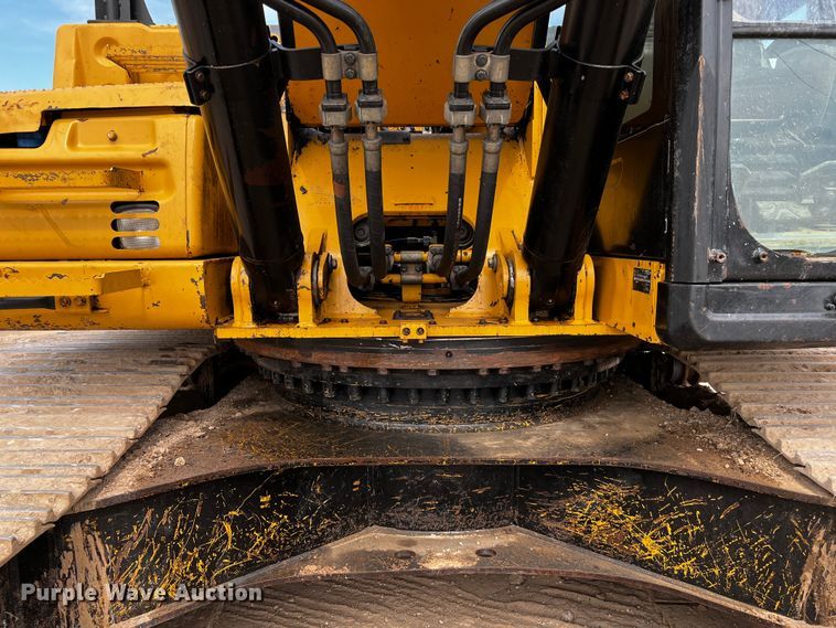 image for item DQ1985 2015 Caterpillar 336FL  excavator