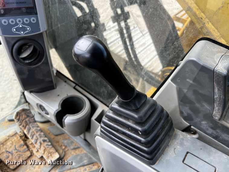 image for item DQ1985 2015 Caterpillar 336FL  excavator